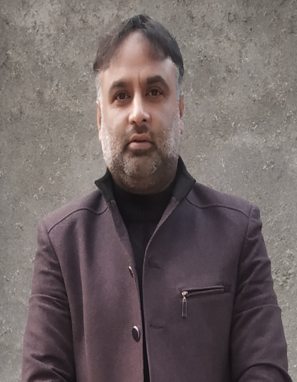 Dr. Showkat Hussain Dar